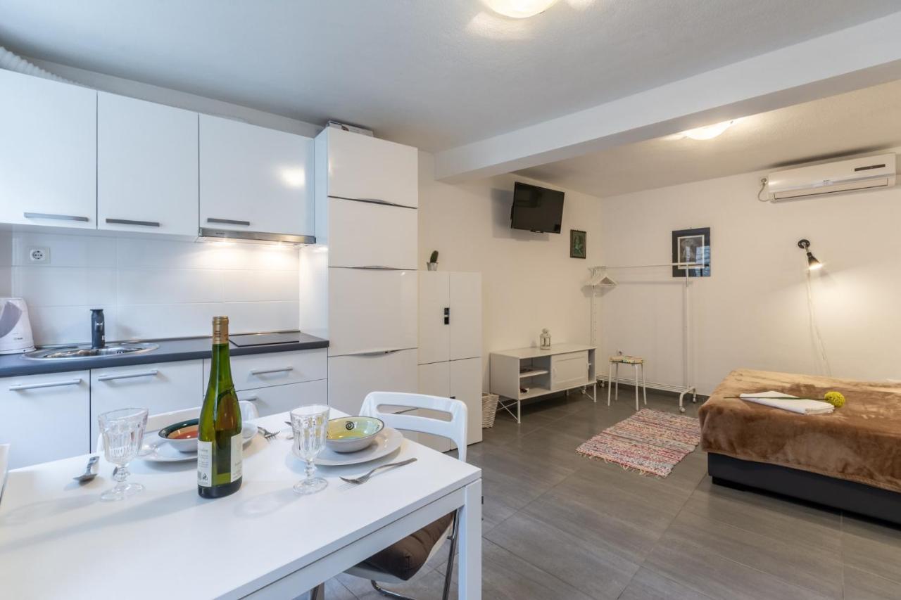 Apartments Sonja Пучища Екстер'єр фото