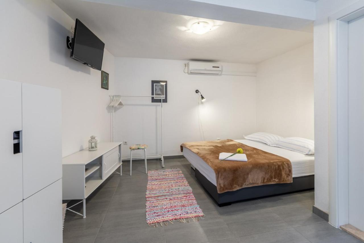 Apartments Sonja Пучища Екстер'єр фото